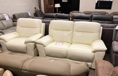 ROCHELLE 2 SEATER 1 CHAIR CREAM  £1199 (SWANSEA SUPERSTORE) - Click for more details