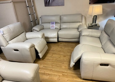 NANCY ELECTRIC RECLINER 3 SEATER, 2 SEATER AND POWER CHAIR IVORY £3999 (SWANSEA SUPERSTORE) - Click for more details