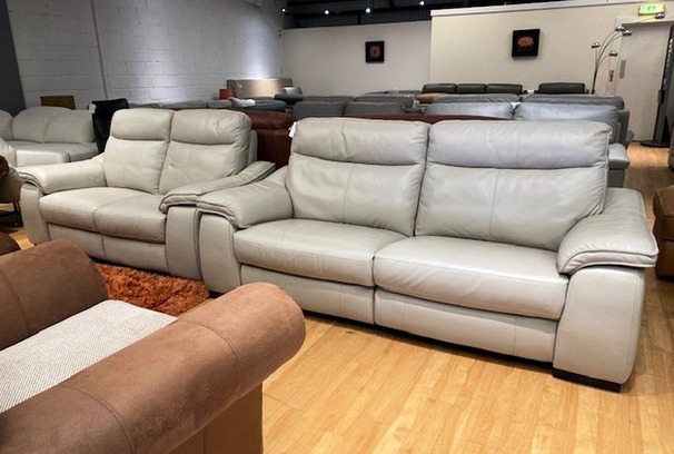 MARSEILLE 3 SEATER POWER AND 2 SEATER POWER SILVER GREY £1899 (SWANSEA SUPERSTORE)