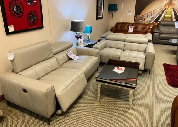 SEINE ELECTRIC RECLINER 3 SEATER AND 2 SEATER GREY  £3799 (SWANSEA SUPERSTORE)