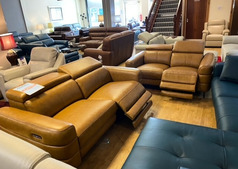 RIO ElECTRIC RECINER 3 SEATER AND 2 SEATER   TAN  £2999 (SWANSEA SUPERSTORE) - Click for more details