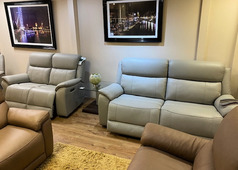 BRISBANE ELECTRIC RECLINER 3 SEATER AND  2 SEATER  LIGHT GREY £2099 (SWANSEA SUPERSTORE) - Click for more details
