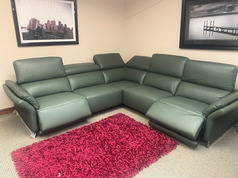 AMALFI DOUBLE ELECTRIC RECLINER CORNER SUITE GREEN £3499 (SWANSEA SUPERSTORE) - Click for more details
