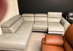 NATUZZI BRINDISI ELECTRIC RECLINER CORNER SUITE GREY £1499 (SWANSEA SUPERSTORE) - Click for more details