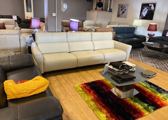 FRANCO FERRI GINEVRVA  LARGE SOFA CREAM £2499 (SWANSEA SUPERTSORE) - Click for more details