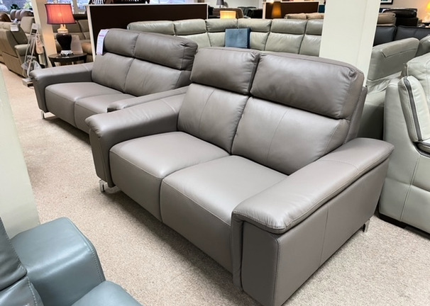 DAVIS 3 SEATER AND 2 SEATER TAUPE £1999 (SWANSEA SUPERSTORE)