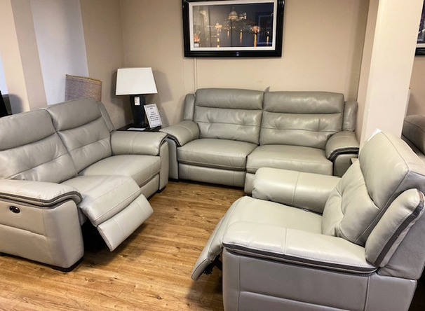 MIAMI ELECTRIC RECLINER 3 SEATER, 2 SEATER  AND  POWER CHAIR GREY £2499 (SWANSEA  SUPERSTORE)