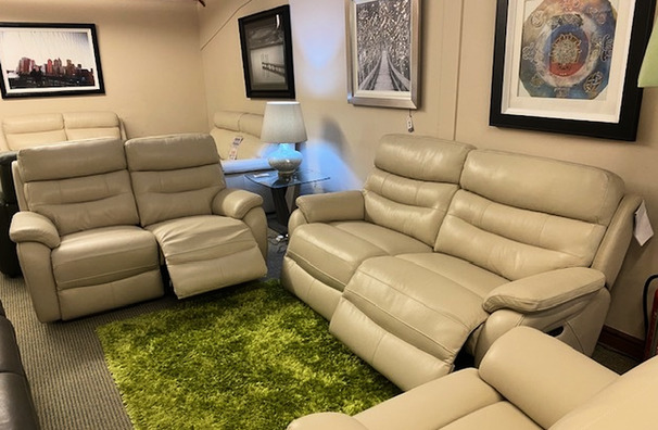 MELTON DOUBLE ELECTRIC RECLIINER 3 SEATER AND 2 SEATER SET  BONE £2199 (SWANSEA SUPERSTORE)