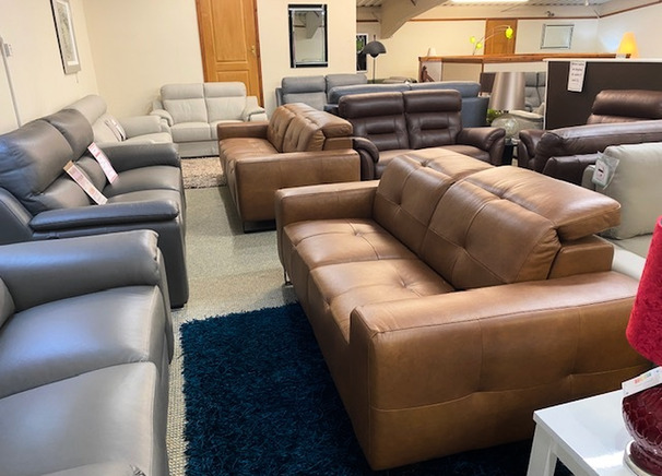 BARBERA 3 SEATER AND 2 SEATER TAN £2999 (SWANSEA SUPERSTORE)