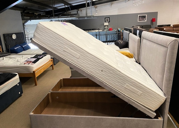 CHIRPOPEDIC 5 FOOT MATTRESS - OTTOMAN STORAGE AND FLOOR HEADBORAD GREY £799 (SWANSEA BED SUPERSTORE)