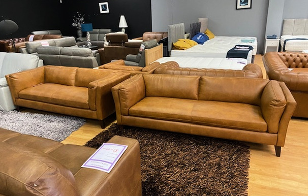 LANDBOND 270 3 SEATER AND 2 SEATER TAN £1399 (SWANSEA SUPERSTORE)
