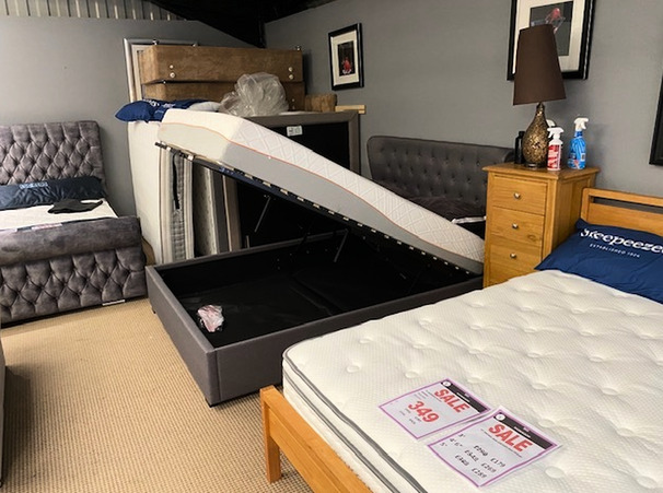 KYOTO FIVE FOOT OTTOMAN AND OBERON MATTRESS GREY £599 (SWANSEA BED SUPERSTORE)