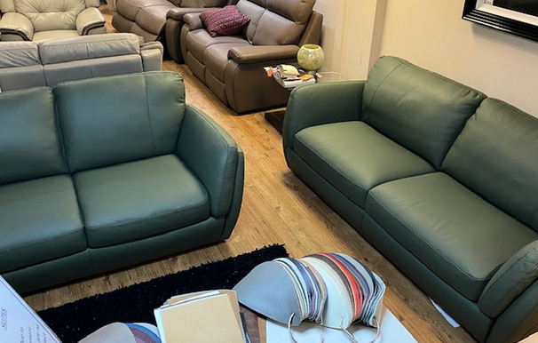 OLIVIA 3 SEATER AND 2 SEATER GREEN £2499 (SWANSEA SUPERSTORE)
